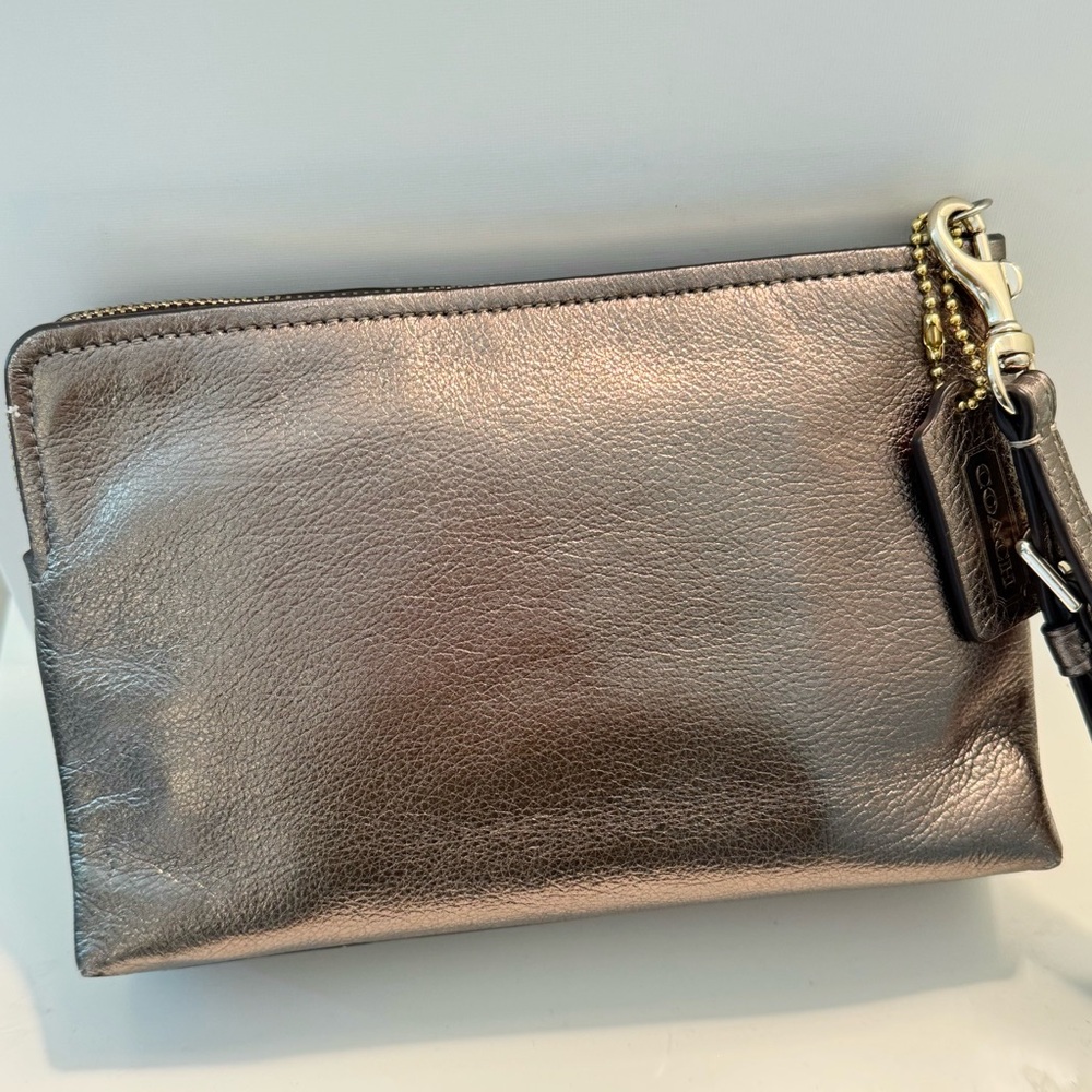 Coach Bleeker Metallic Bronze Gold Leather Clutch Wristlet - Picture 6 of 13